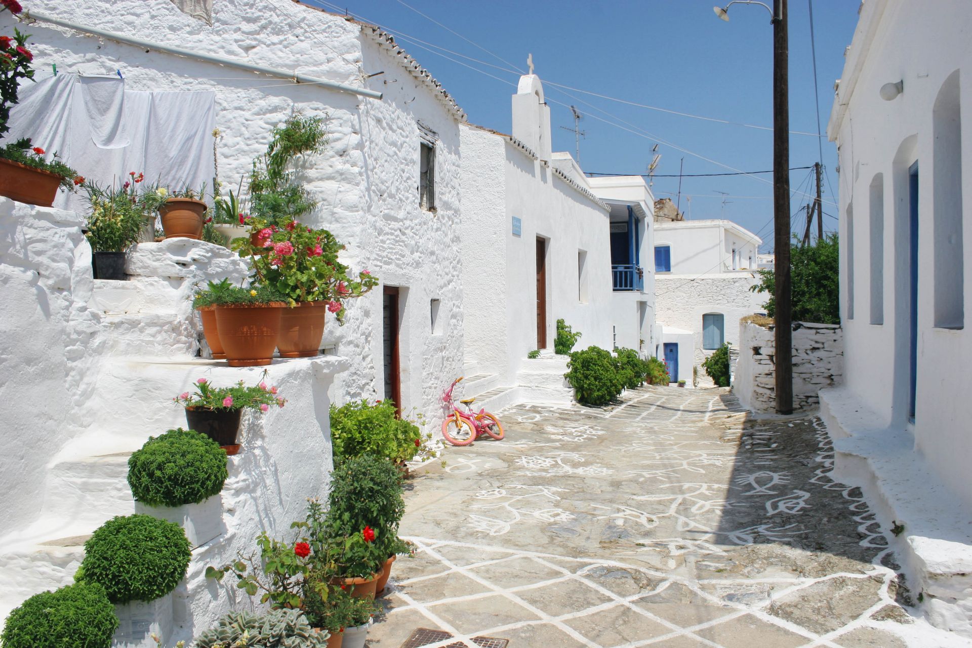 Kythnos island: The alleys of Chora