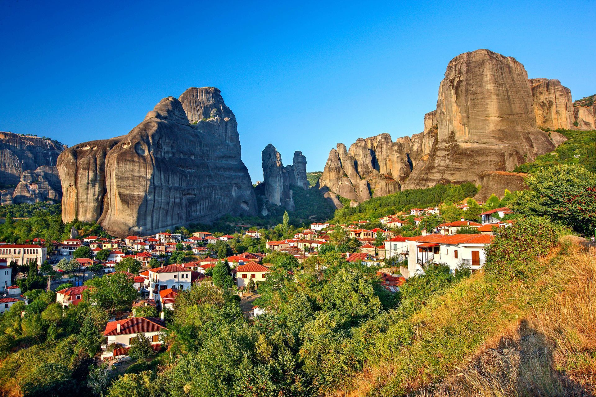 The village of Kastraki and its rock formations